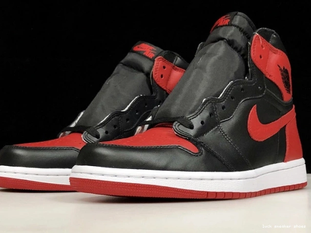 Cheap LUCY Retro Jordan High 555088-001 OG Air 1 Banned 0815